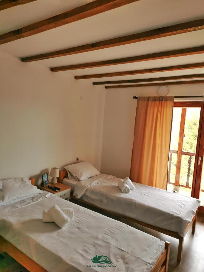 Villa Balconlux Pirot Esterno foto